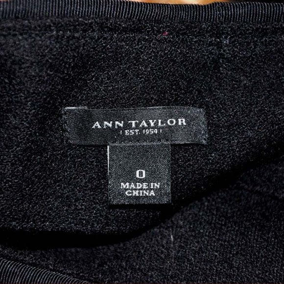 Vintage Ann Taylor Black Wool Sheath Dress (Little Black Dress) Size 0 - Picture 5 of 6